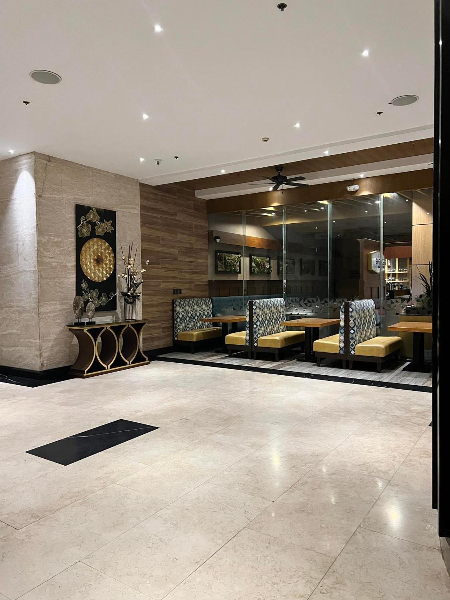 克拉克新城贝斯特韦斯特酒店 安吉利斯 外观 照片