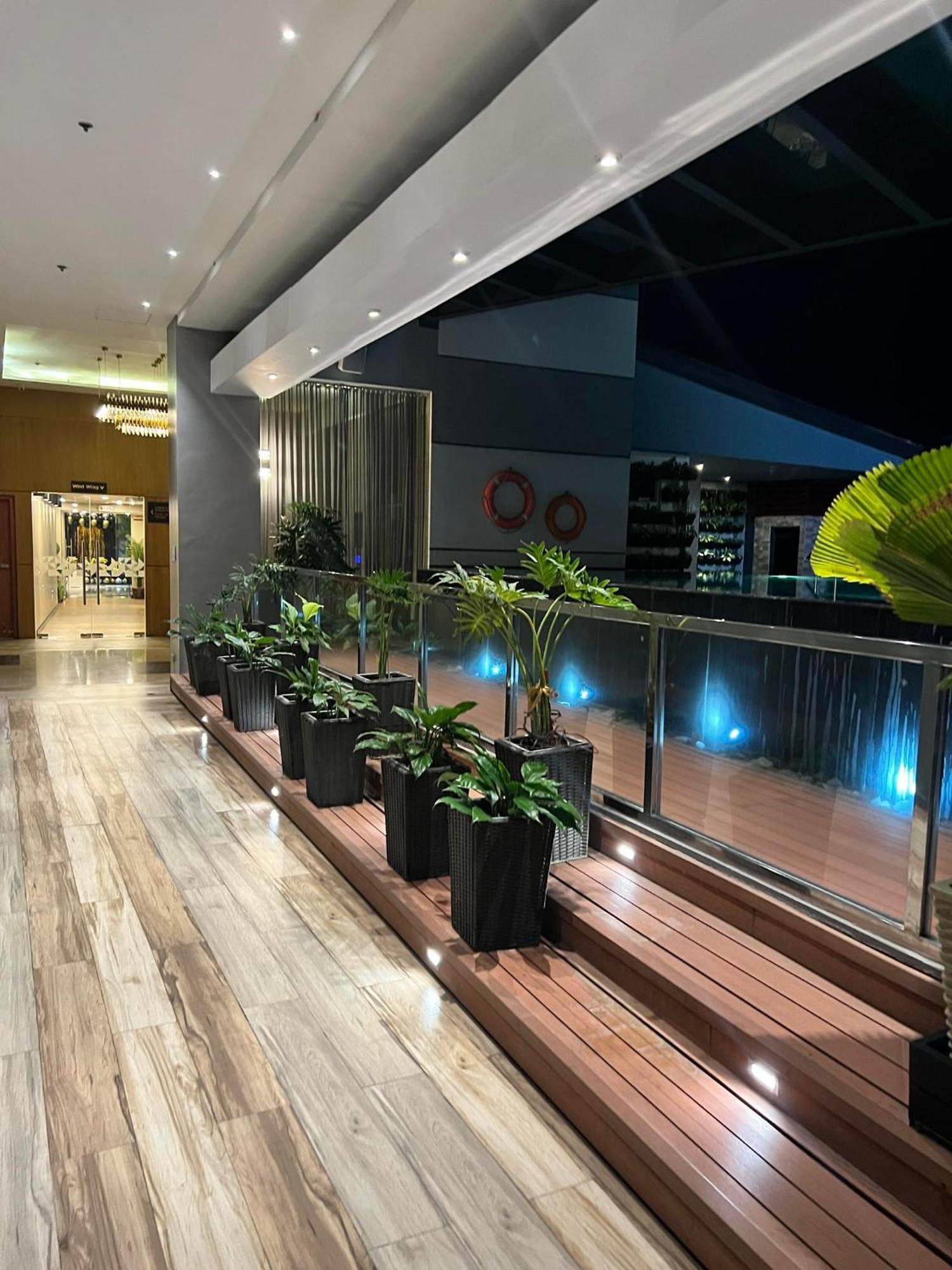 克拉克新城贝斯特韦斯特酒店 安吉利斯 外观 照片